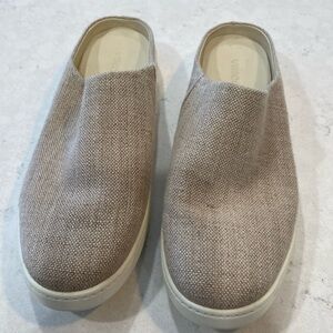 Vince Mule Canvas Vianne Natural Beige Comfort Shoes Womens Size 8 NEW